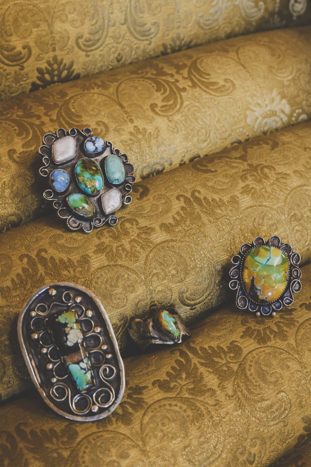 Treasure chest lock ring ⚜️